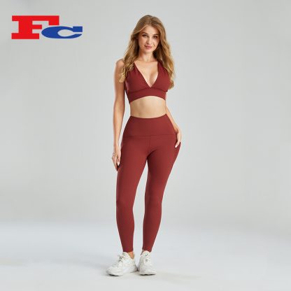 Athletic Clothes In Bulk Deep VSports Bra Sets Supplier - Image 2